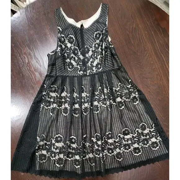 Free People Women's Chic Mini Black Rocco Dress Laced A line Open Back Sz 12 - Picture 2 of 12